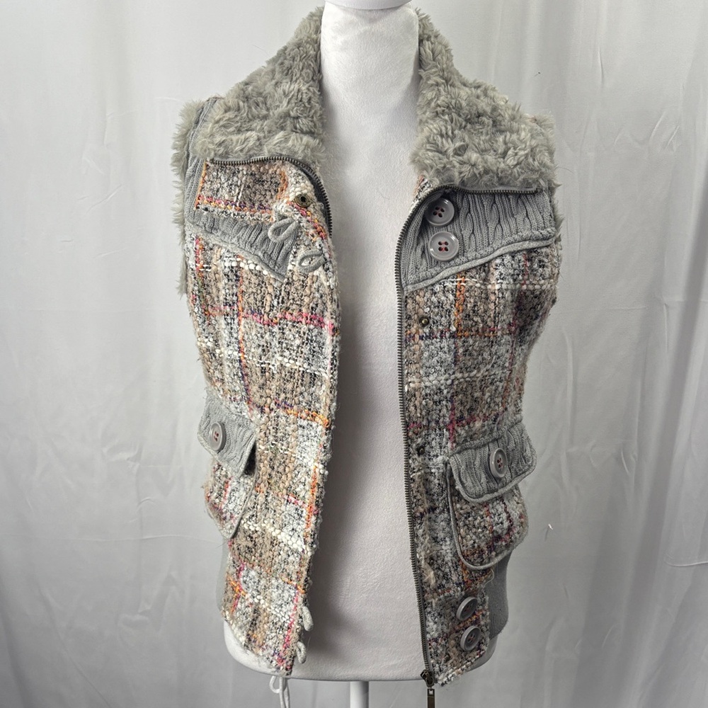 BKE Multicolor Plaid Vest with Faux Fur Collar